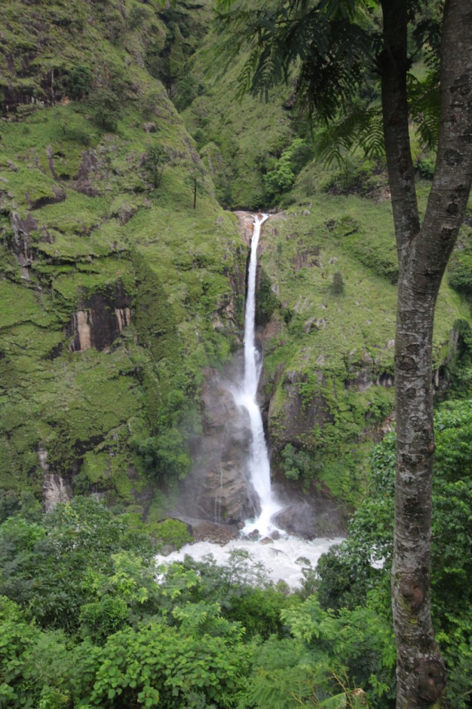 cascade Le tour des Annapurnas