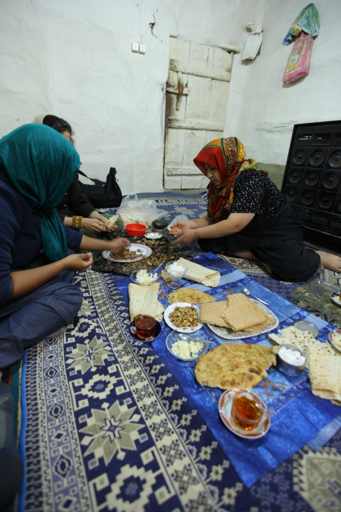 goûter repas traditionnel Iran visiter nord Iran Amol accueil chaleureux