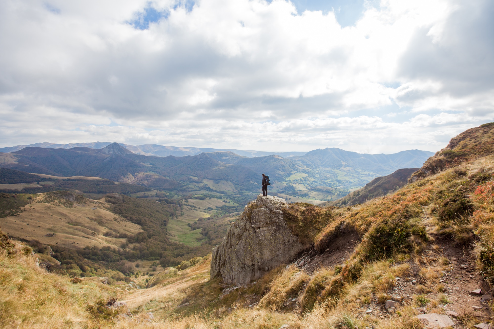 cantal vallée volcan