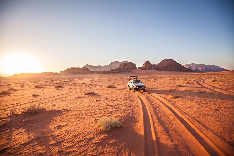 jeep pick up wadi rum