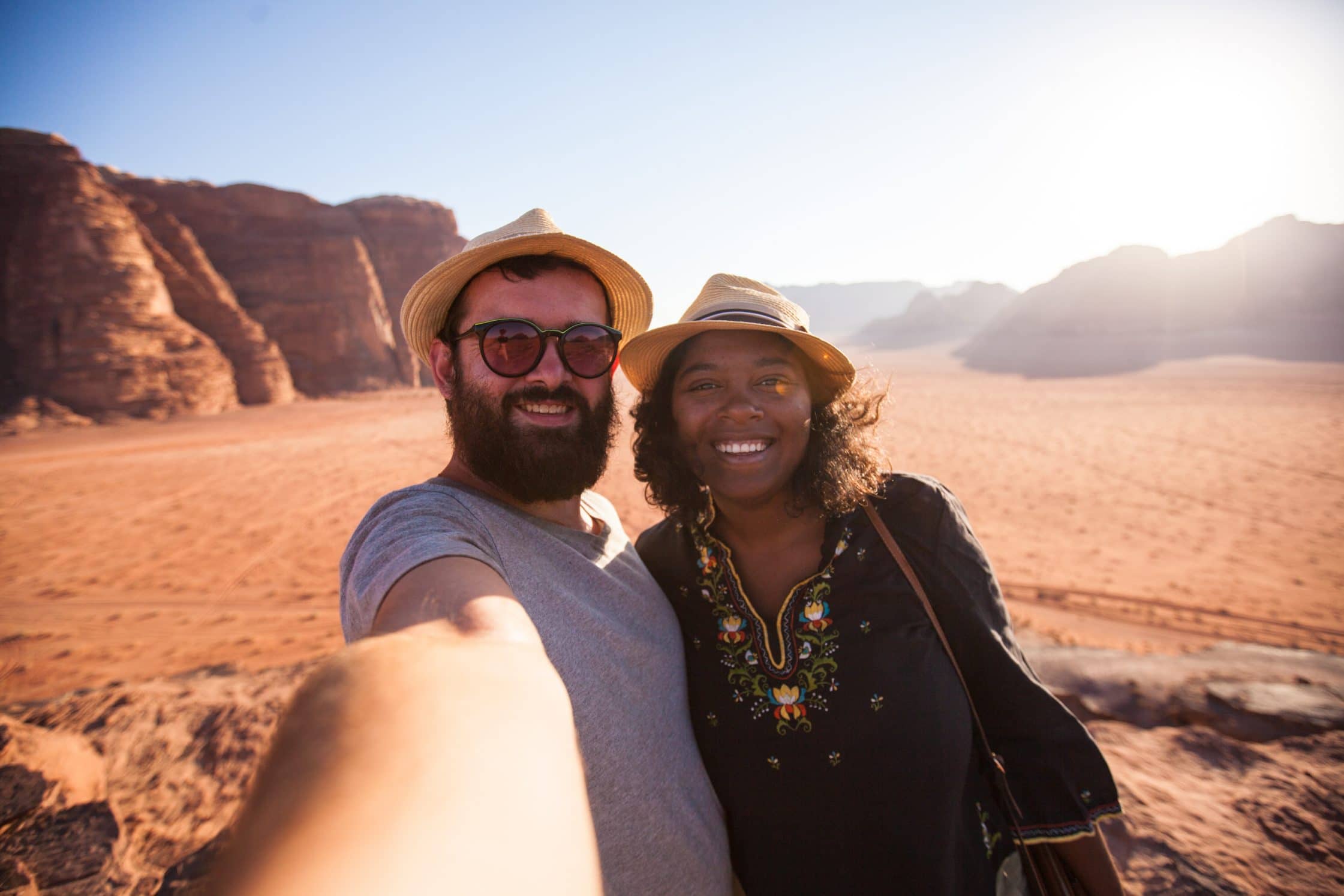 clo et clem wadi rum selfie