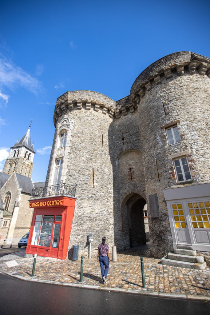 visiter laval