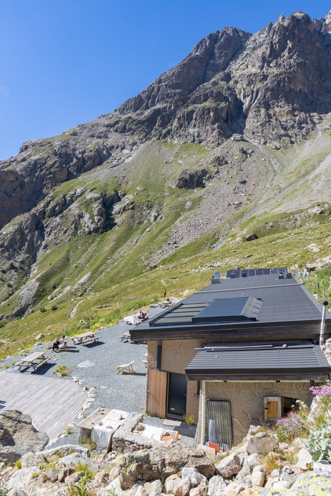 refuge Temple écrins