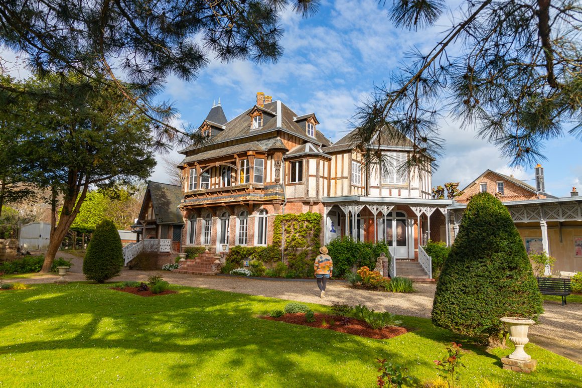 visiter le clos lupin étretat