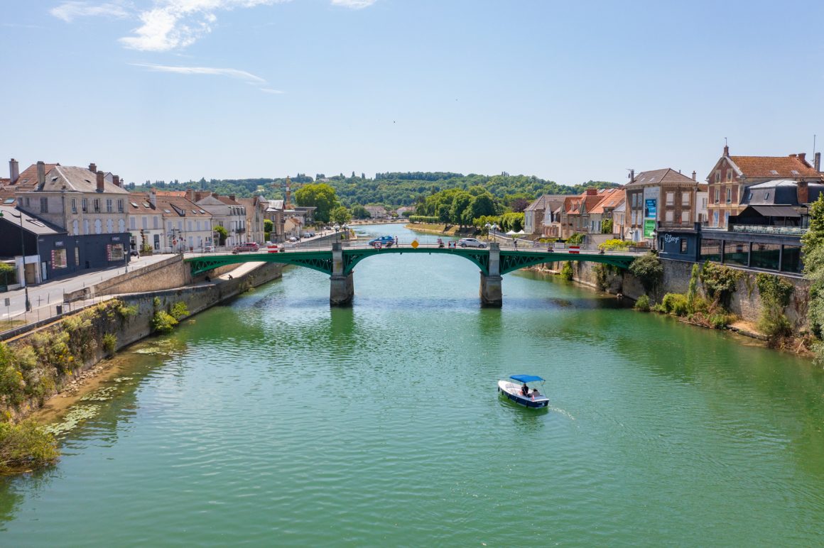 port ferte-sous-jarre